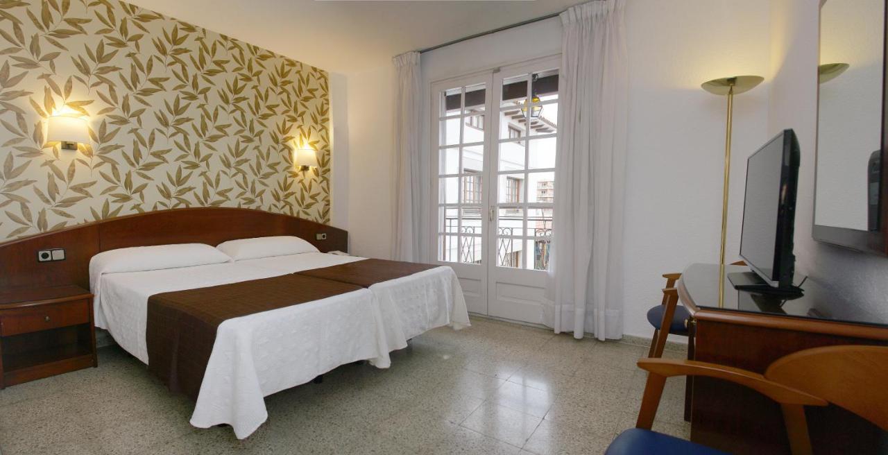 Hotel La Carolina Lloret de Mar Zewnętrze zdjęcie