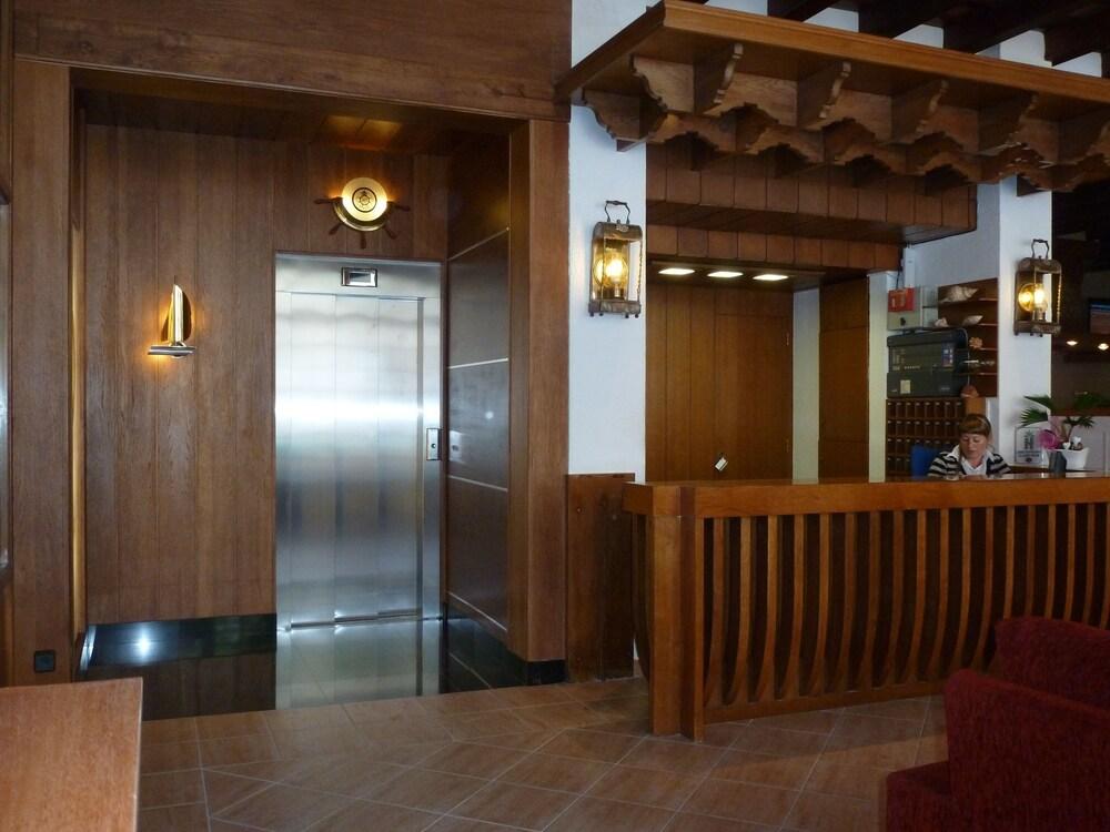 Hotel La Carolina Lloret de Mar Zewnętrze zdjęcie